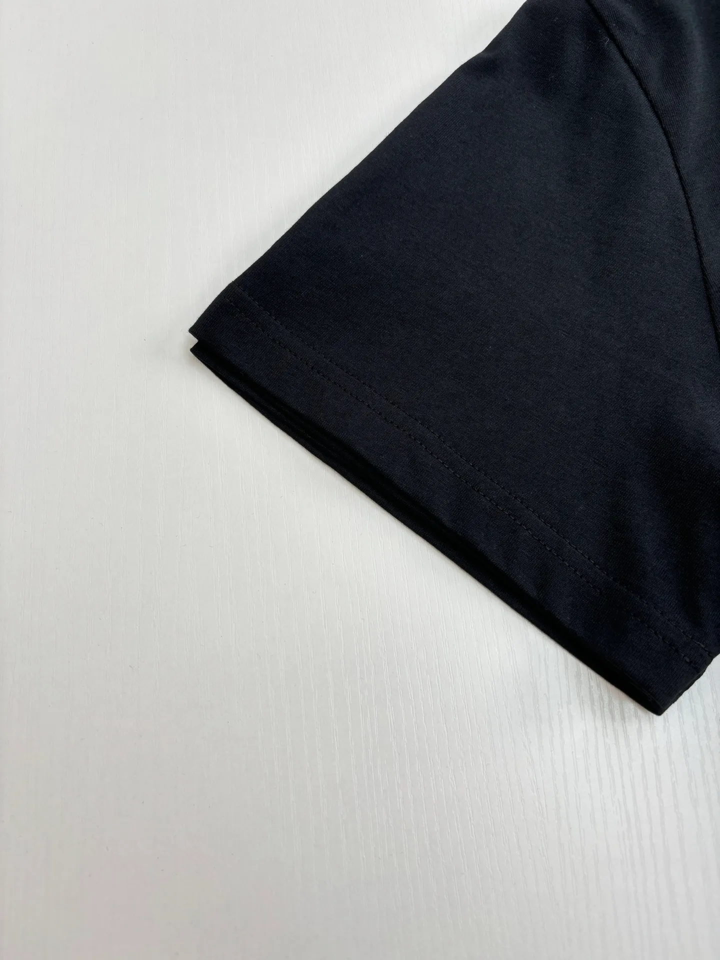 🅿️270 Come Hearts*/Cro Heart 25Ss Star Wars limited short-sleeved T-shirt. The fabric is made of 26-woven 200g cotton. The printing is made of hand-made glue printing. Customized accessories. Size: S/M/L